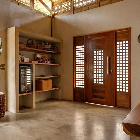 Elegant Villa With Private Pool 爱妮岛 外观 照片
