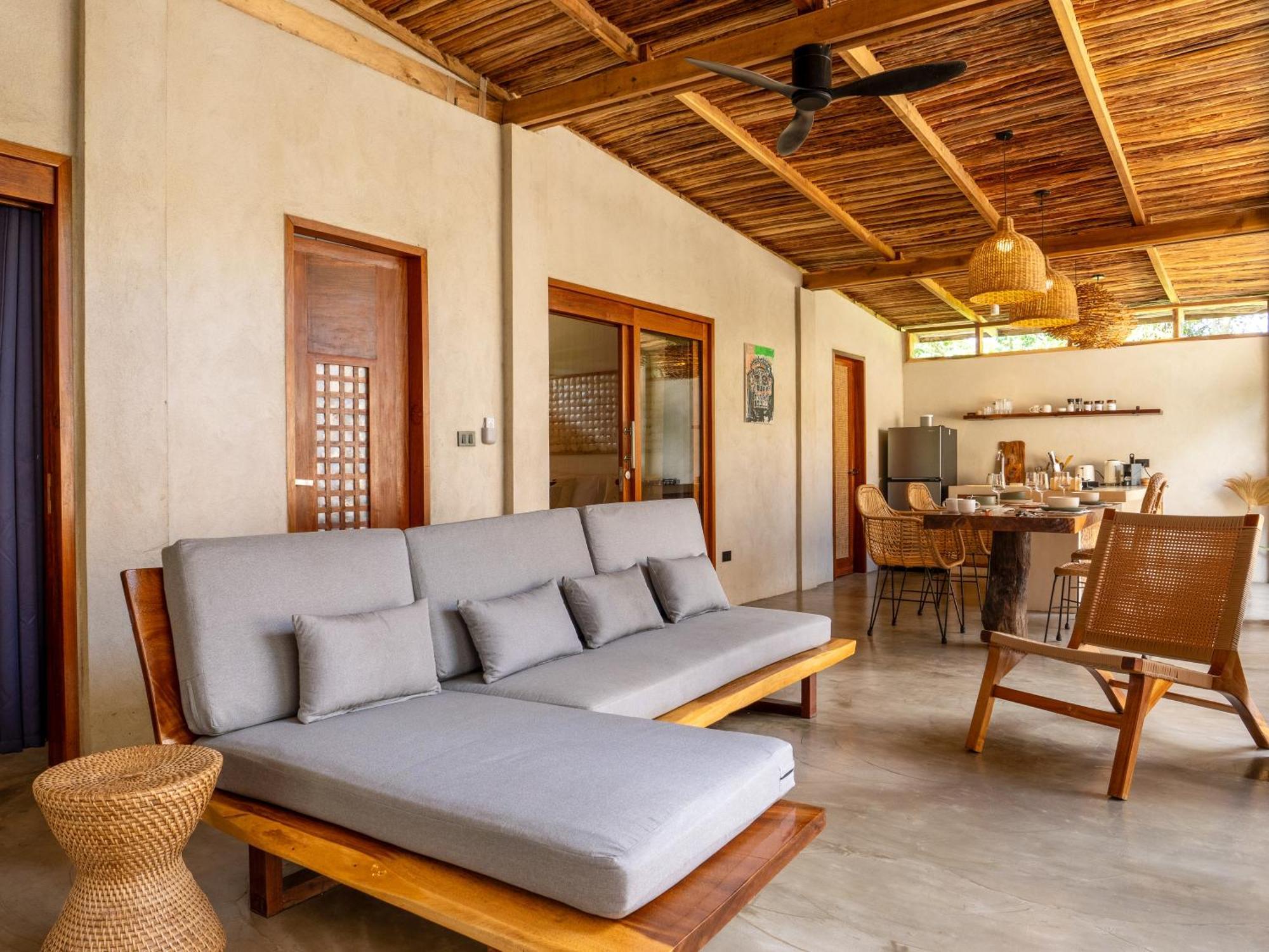 Elegant Villa With Private Pool 爱妮岛 外观 照片