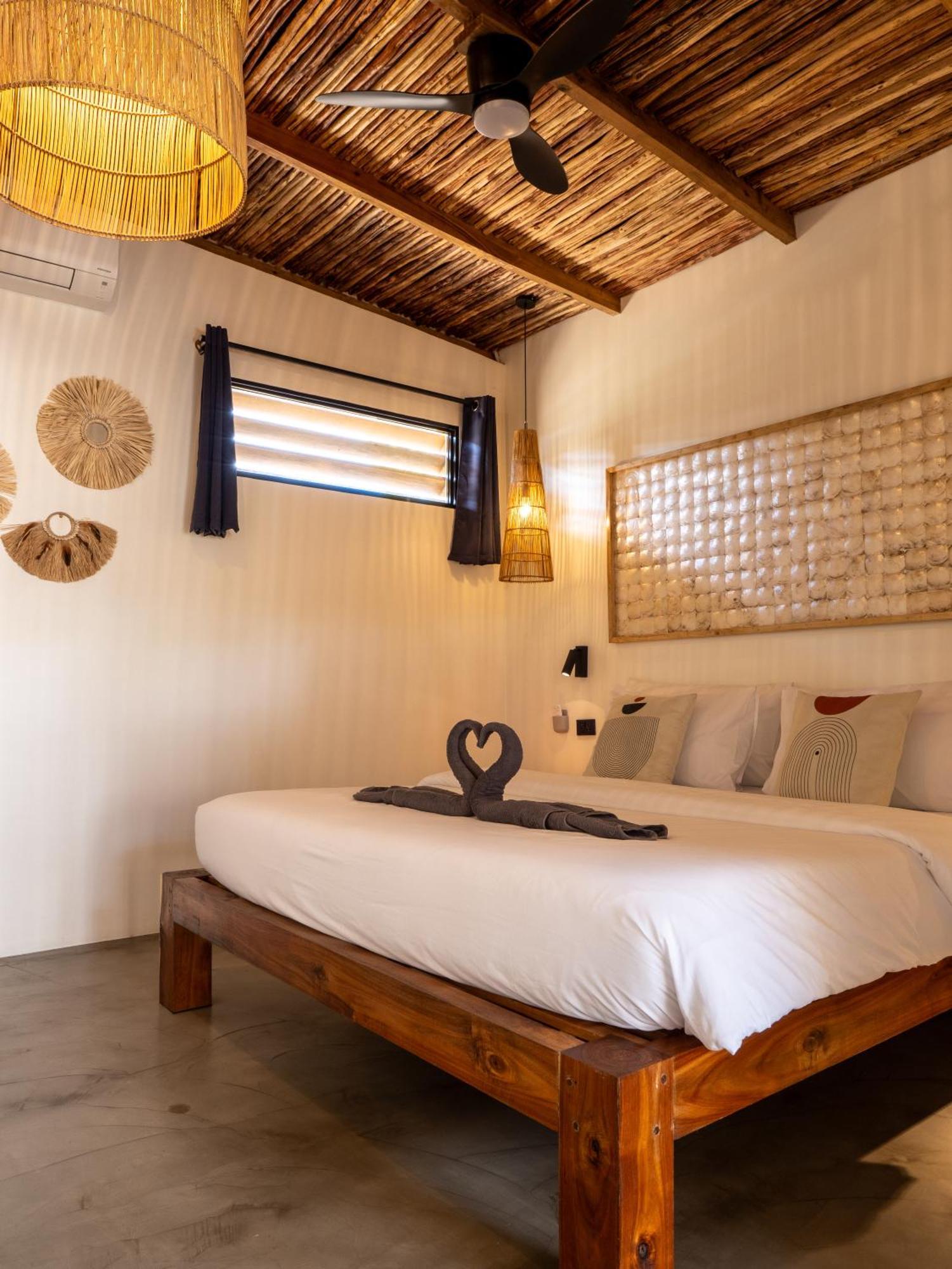 Elegant Villa With Private Pool 爱妮岛 外观 照片