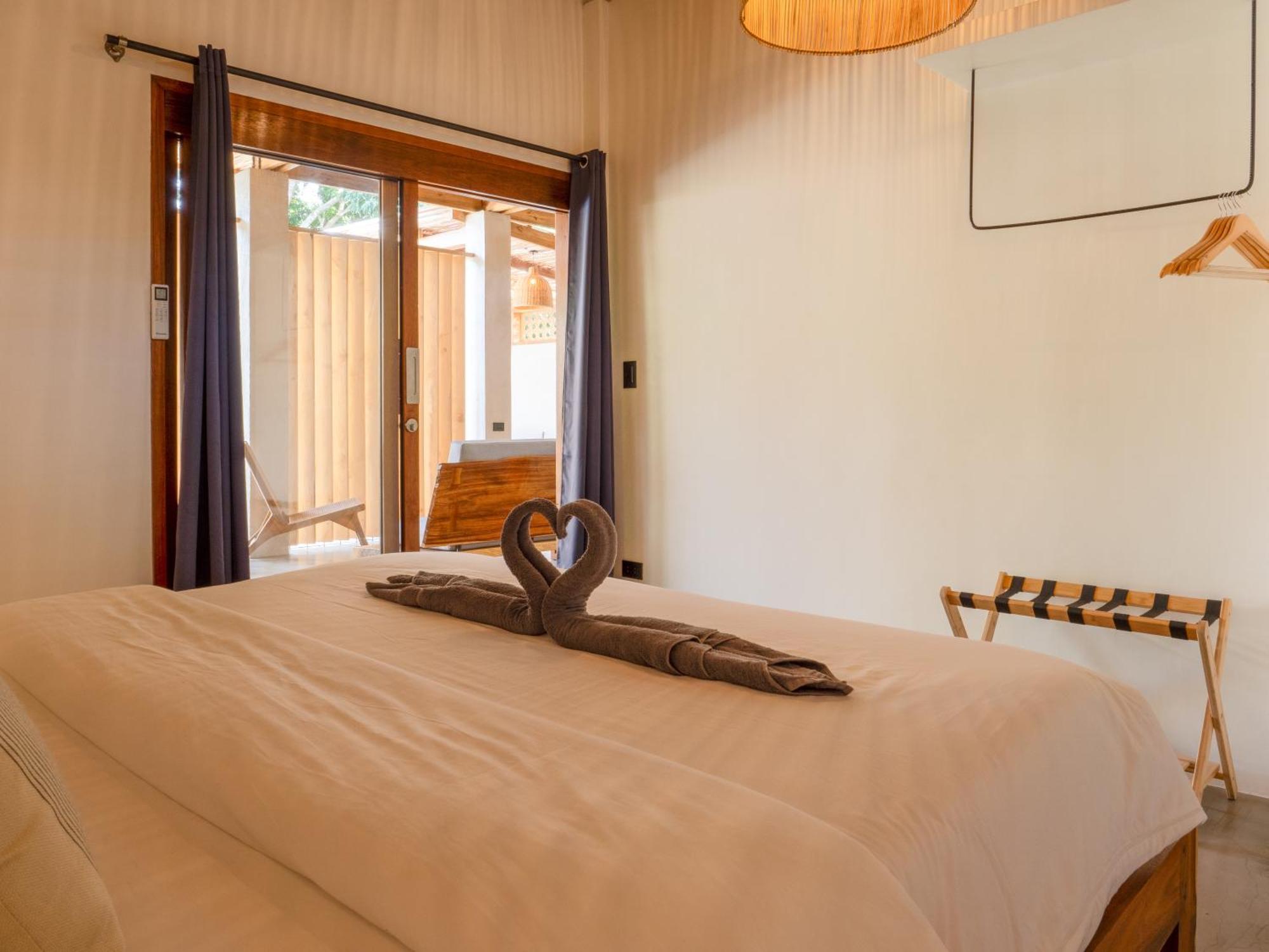 Elegant Villa With Private Pool 爱妮岛 外观 照片